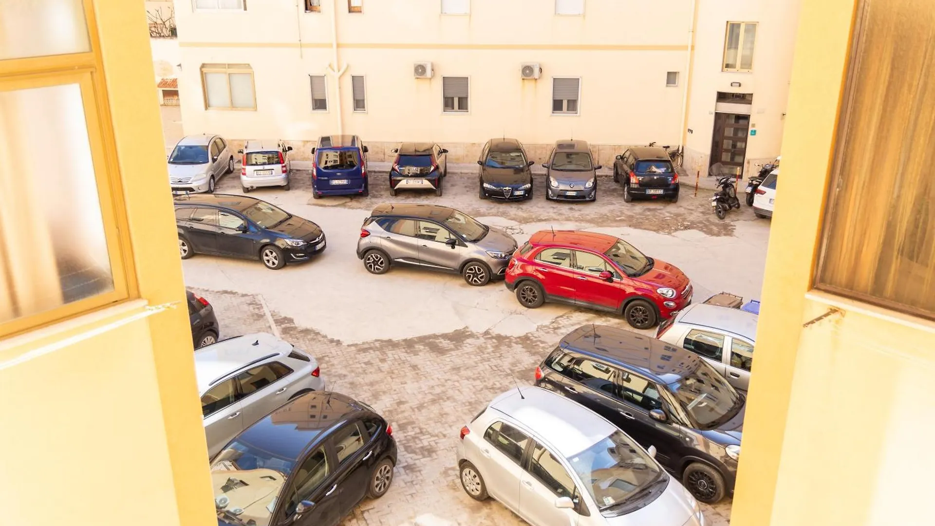 Un Girasole Sul Mare - Rooms & Apartment Trapani 0*,