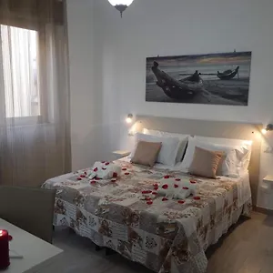 36 Passi Dal Mare Bed & Breakfast